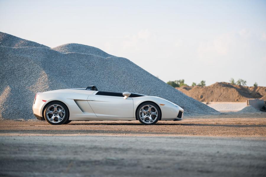 Lamborghini Concept S 2005 года  (фото 28 из 46)